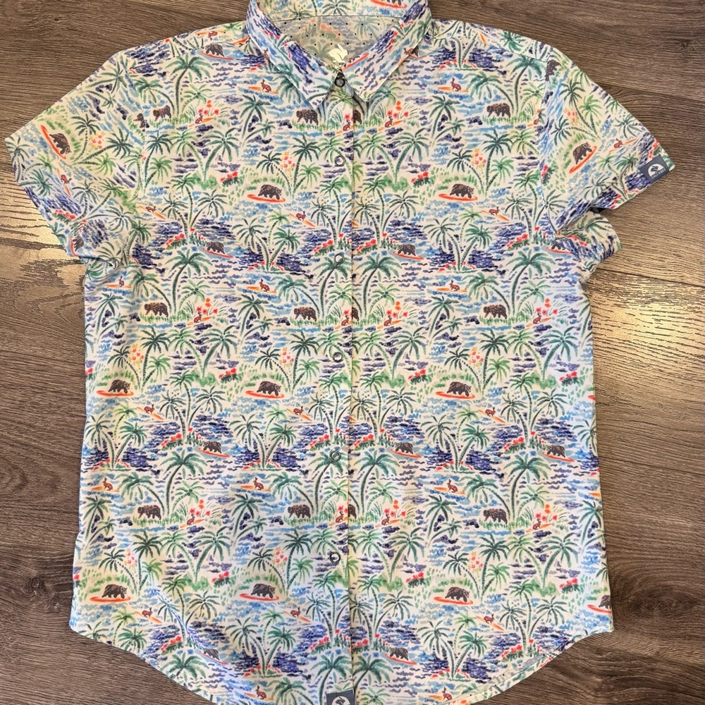 Rabbit Running shirt Low Tide Button down shirt Great condition